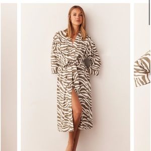 Mason Grey Midi Robe in Sage Zebra